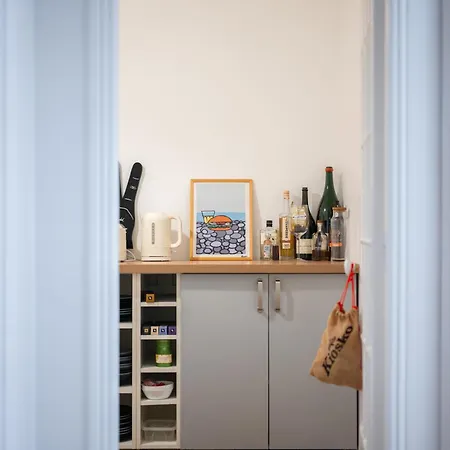 Charming & Comfortable - Near The Port / Parking * نيس