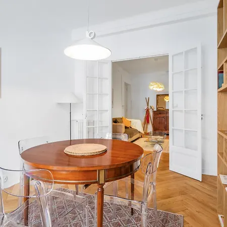 Charming & Comfortable - Near The Port / Parking Lejlighed Nice