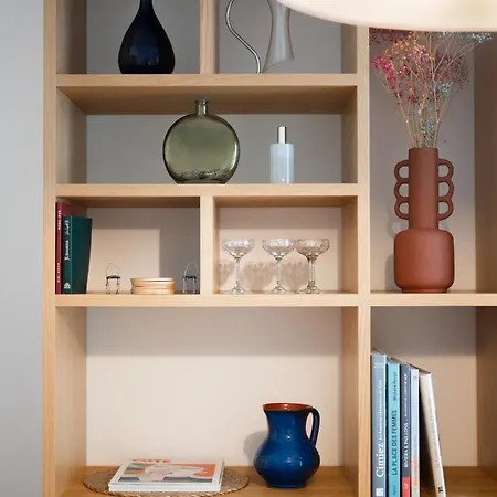 Charming & Comfortable - Near The Port / Parking شقة نيس