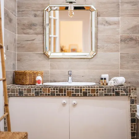 Charming & Comfortable - Near The Port / Parking نيس